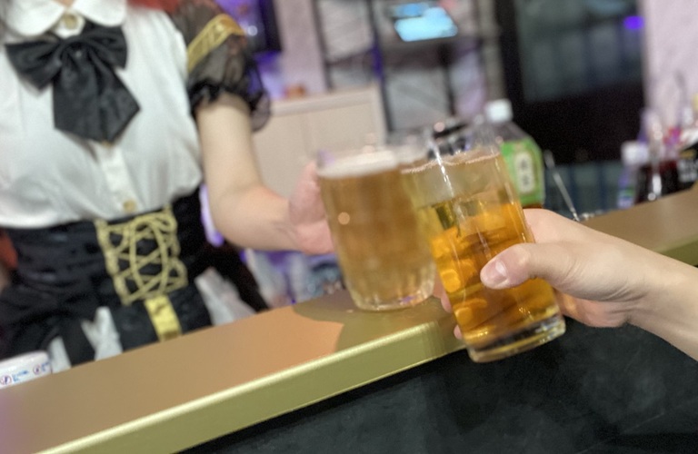 新たな出会いと楽しい思い出を共に。気軽に参加できるボードゲームカフェで飲み放題を楽しもう！
